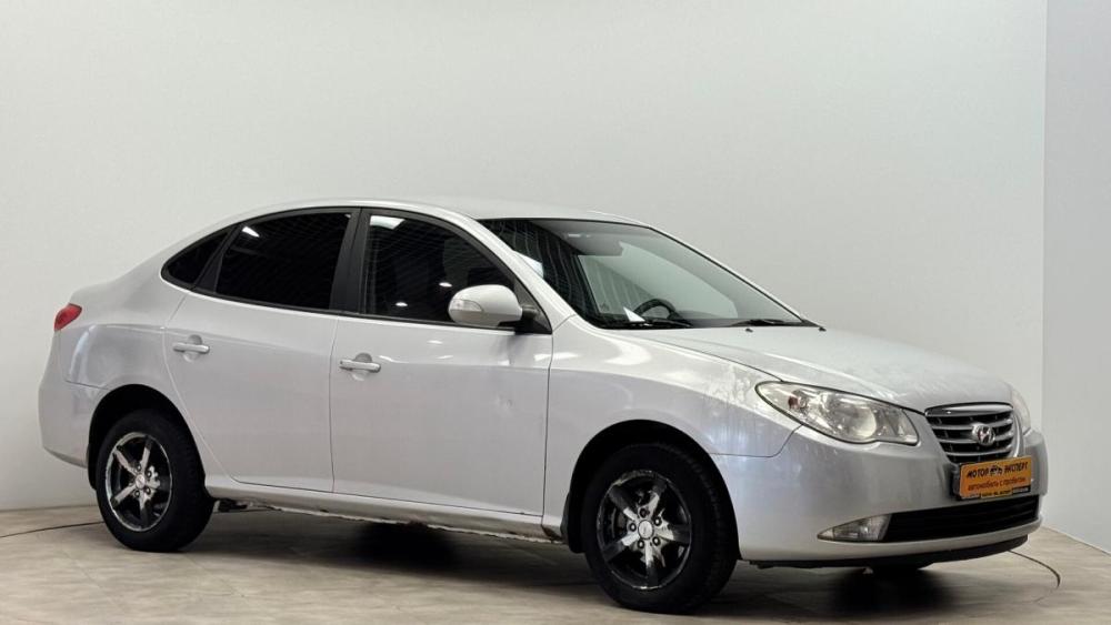 Hyundai Elantra IV (HD) Киров  - изображение 6