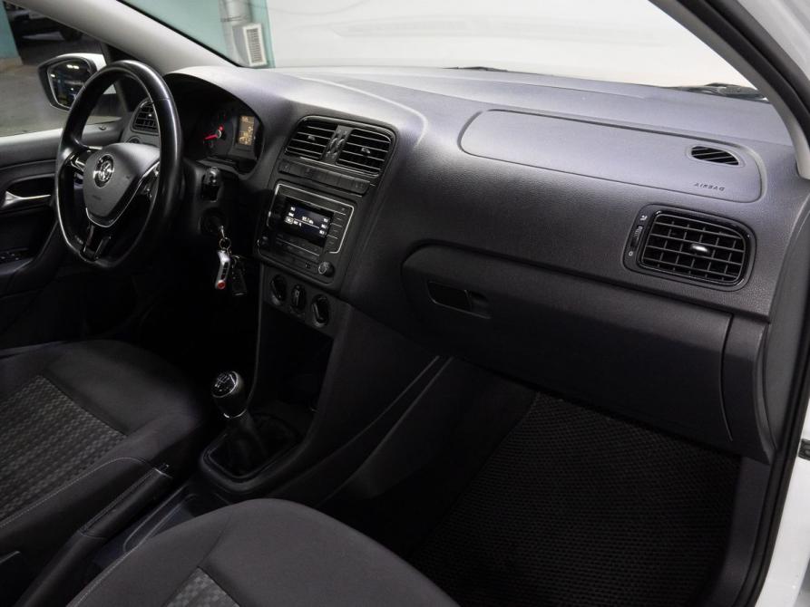 Volkswagen Polo V Рестайлинг Тюмень  - изображение 15