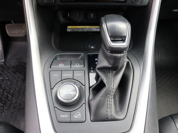 Toyota RAV4 V (XA50) с пробегом 2021 года, цена 3 475 000 рублей, 93255 км, внедорожник, Автокод Объявления