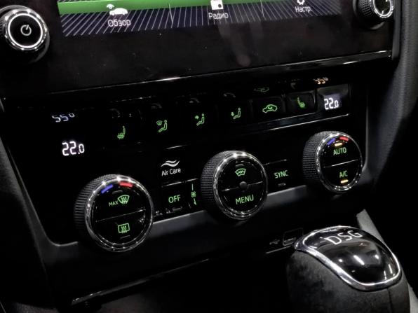 Skoda Octavia III (A7) Рестайлинг с пробегом 2019 года, цена 1 850 000 рублей, 137273 км, лифтбек, Автокод Объявления
