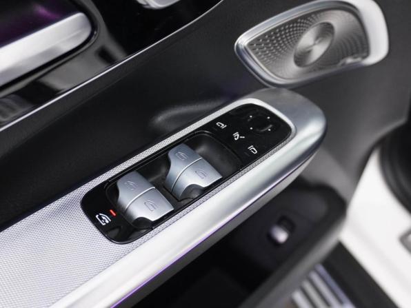 Mercedes-Benz EQE SUV с пробегом 2023 года, цена 7 649 056 рублей, 22995 км, внедорожник, Автокод Объявления