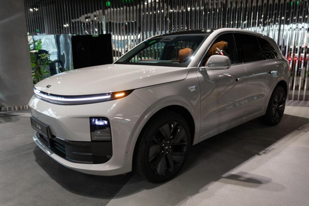 Li Auto (Lixiang) L6 Москва  - изображение 1