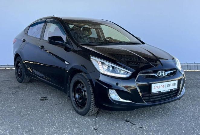 Hyundai Solaris I с пробегом 2013 года, цена 795 000 рублей, 202224 км, седан, Автокод Объявления