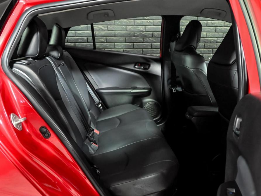 Toyota Prius IV Рестайлинг (XW50) Екатеринбург  - изображение 17