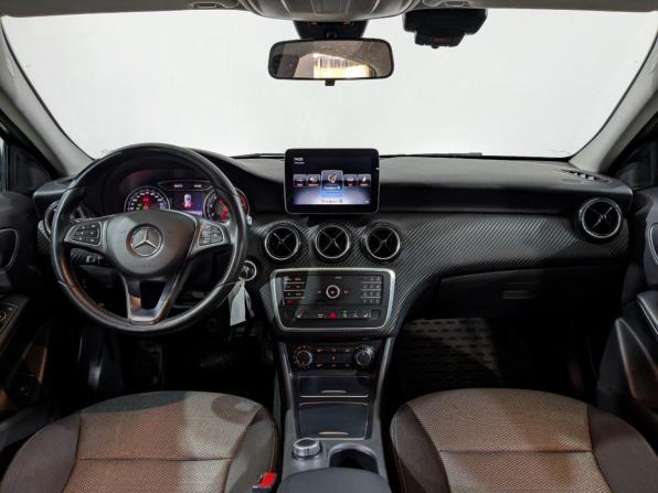 Mercedes-Benz GLA I (X156) Рестайлинг с пробегом 2017 года, цена 1 700 000 рублей, 142771 км, внедорожник, Автокод Объявления
