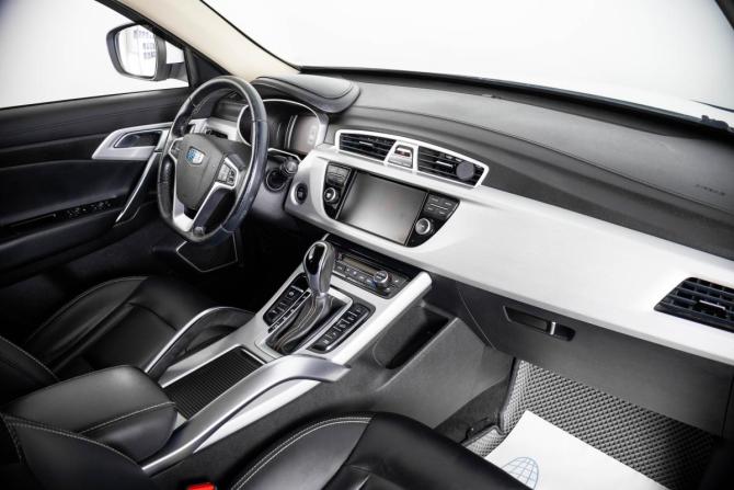 Geely Atlas I с пробегом 2018 года, цена 1 699 000 рублей, 103414 км, внедорожник, Автокод Объявления