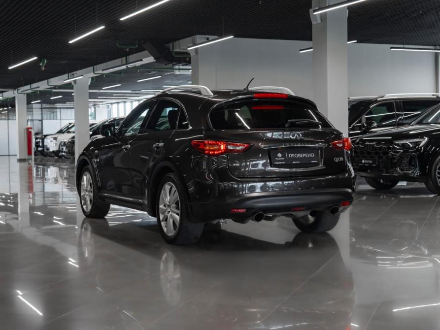 Infiniti QX70 Москва  - изображение 5