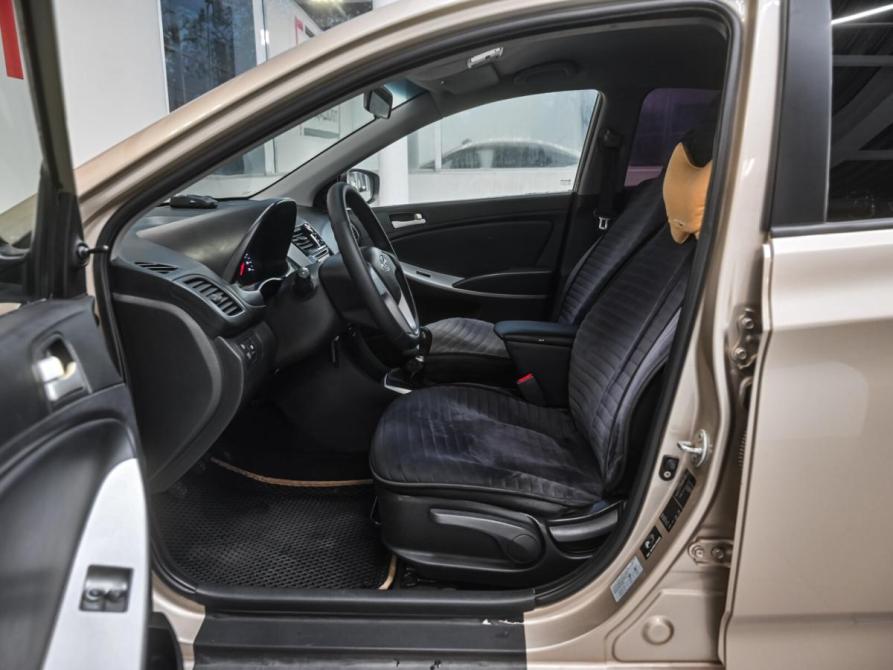 Hyundai Solaris I Челябинск  - изображение 14