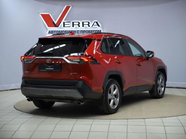 Toyota RAV4 V (XA50) с пробегом 2021 года, цена 3 150 000 рублей, 91284 км, внедорожник, Автокод Объявления