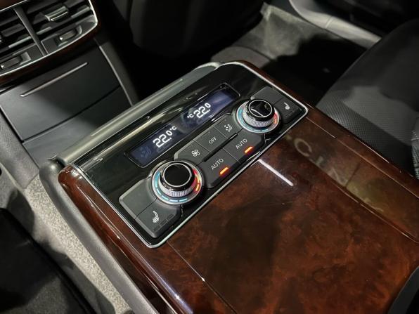Audi A8 III (D4) с пробегом 2012 года, цена 1 650 000 рублей, 256502 км, седан, Автокод Объявления