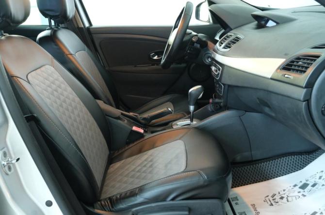Renault Megane III с пробегом 2011 года, цена 699 000 рублей, 155000 км, хэтчбек, Автокод Объявления