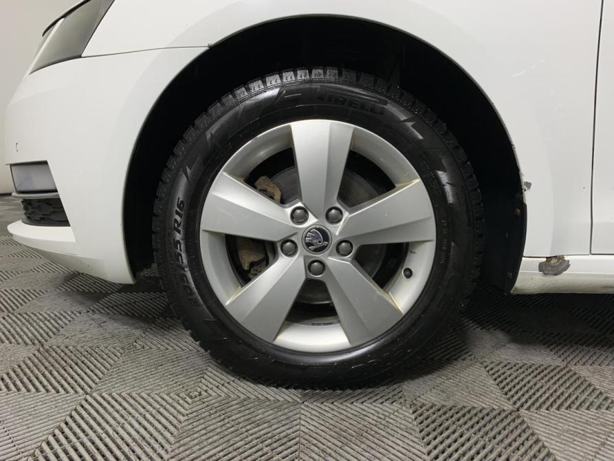 Skoda Octavia III (A7) Рестайлинг Москва  - изображение 9