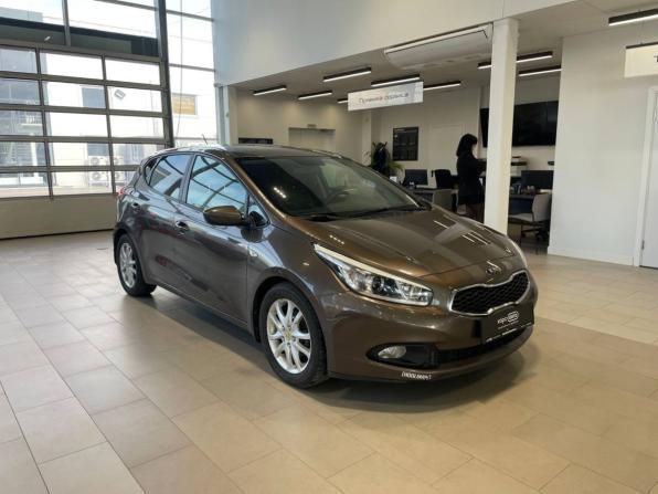 Kia Ceed II с пробегом 2012 года, цена 863 000 рублей, 167000 км, хэтчбек, Автокод Объявления