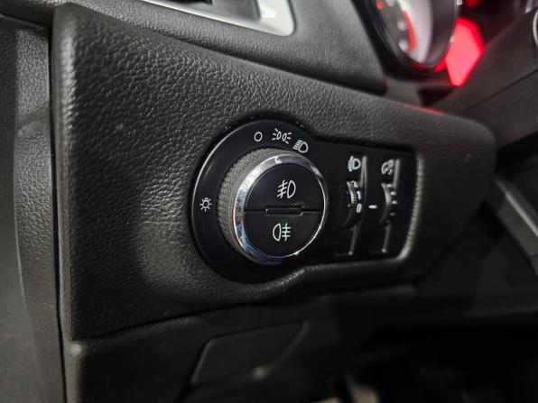 Opel Astra J Рестайлинг с пробегом 2013 года, цена 895 000 рублей, 170949 км, хэтчбек, Автокод Объявления