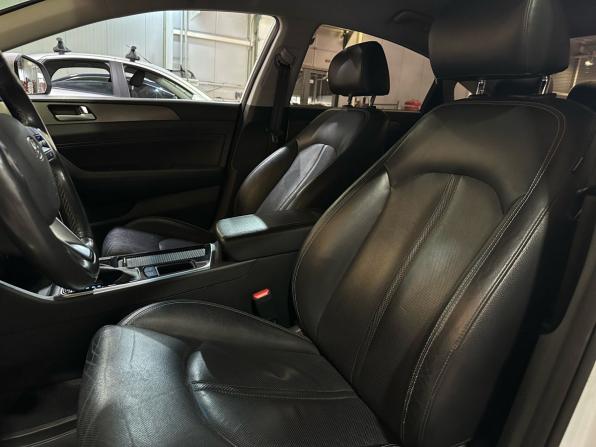 Hyundai Sonata VII (LF) Рестайлинг с пробегом 2019 года, цена 1 849 900 рублей, 102380 км, седан, Автокод Объявления