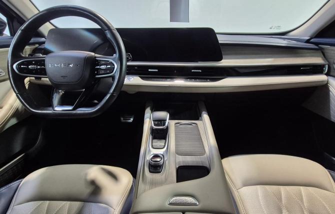 Chery Arrizo 8 с пробегом 2023 года, цена 2 156 000 рублей, 57262 км, седан, Автокод Объявления