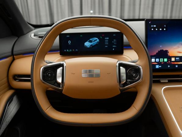 Geely Galaxy Starship 7 с пробегом 2025 года, цена 2 940 000 рублей, 57206 км, внедорожник, Автокод Объявления