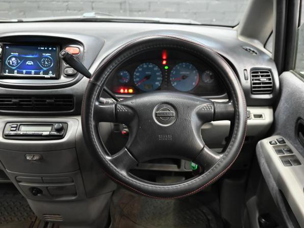 Nissan Serena II (C24) с пробегом 2000 года, цена 585 000 рублей, 319053 км, минивэн, Автокод Объявления