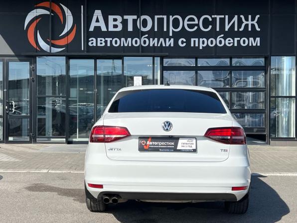 Volkswagen Jetta VI Рестайлинг с пробегом 2017 года, цена 1 370 000 рублей, 171507 км, седан, Автокод Объявления
