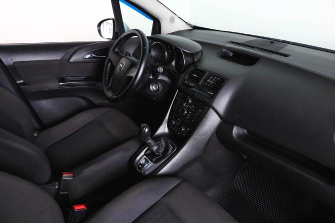 Opel Meriva B с пробегом 2012 года, цена 809 000 рублей, 151000 км, компактвэн, Автокод Объявления