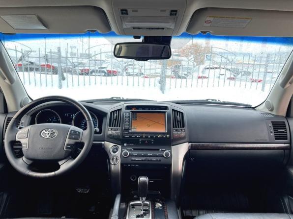 Toyota Land Cruiser 200 Series с пробегом 2011 года, цена 2 850 000 рублей, 273280 км, внедорожник, Автокод Объявления