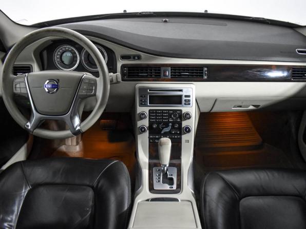 Volvo XC70 II с пробегом 2010 года, цена 1 100 000 рублей, 311533 км, универсал, Автокод Объявления