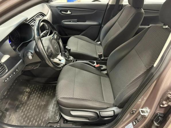 Kia Rio IV с пробегом 2018 года, цена 1 230 652 рубля, 118945 км, седан, Автокод Объявления