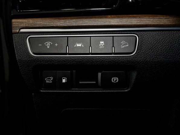 Kia Mohave I Рестайлинг 2 с пробегом 2020 года, цена 4 290 000 рублей, 99450 км, внедорожник, Автокод Объявления