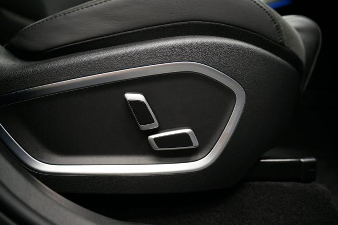 Geely Tugella I Рестайлинг с пробегом 2024 года, цена 2 970 000 рублей, 54487 км, внедорожник, Автокод Объявления