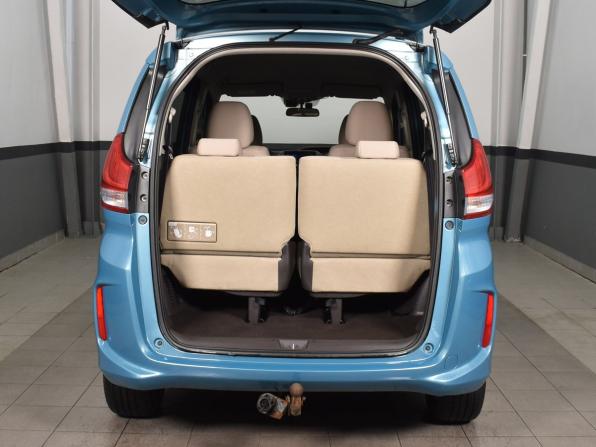 Honda Freed II с пробегом 2017 года, цена 1 299 995 рублей, 203833 км, компактвэн, Автокод Объявления