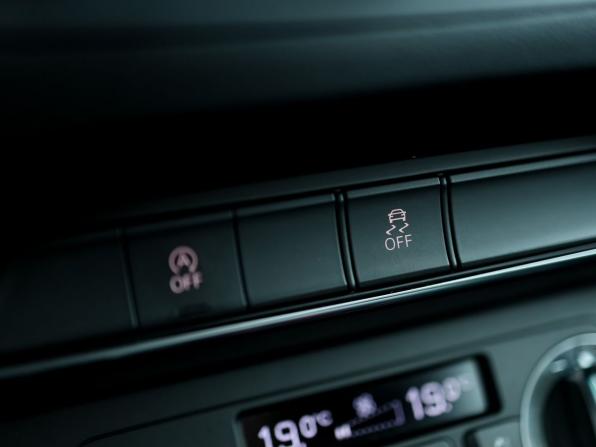 Audi Q3 I (8U) с пробегом 2013 года, цена 1 449 000 рублей, 185193 км, внедорожник, Автокод Объявления