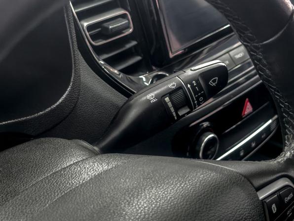 Hyundai Solaris II Рестайлинг с пробегом 2021 года, цена 1 889 900 рублей, 67000 км, седан, Автокод Объявления