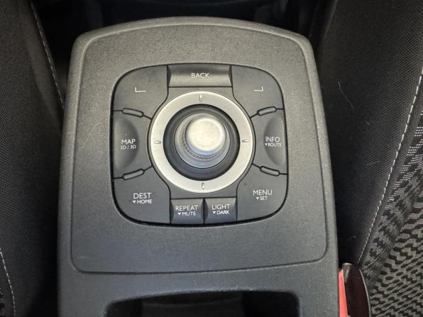 Renault Scenic III с пробегом 2011 года, цена 702 000 рублей, 326135 км, компактвэн, Автокод Объявления