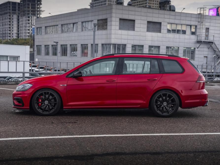 Volkswagen Golf R VII Рестайлинг Москва  - изображение 8