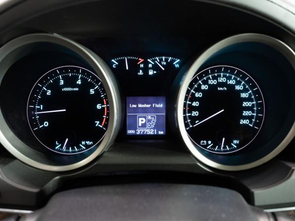 Toyota Land Cruiser 200 Series с пробегом 2010 года, цена 2 945 000 рублей, 377500 км, внедорожник, Автокод Объявления