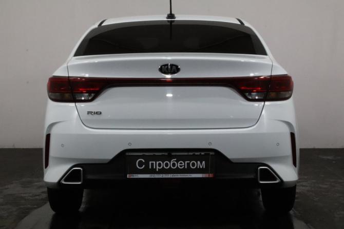 Kia Rio IV Рестайлинг с пробегом 2020 года, цена 1 649 000 рублей, 35000 км, седан, Автокод Объявления