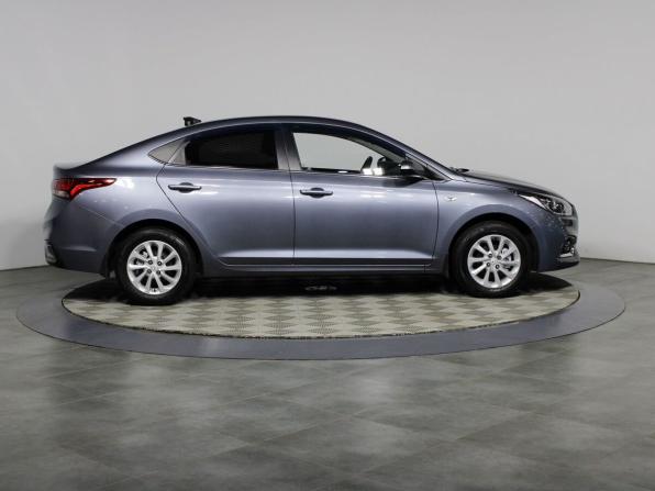 Hyundai Solaris II с пробегом 2017 года, цена 1 297 000 рублей, 85065 км, седан, Автокод Объявления