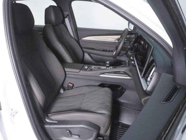Geely Monjaro I Рестайлинг 2 с пробегом 2026 года, цена 4 570 000 рублей, 28 км, внедорожник, Автокод Объявления