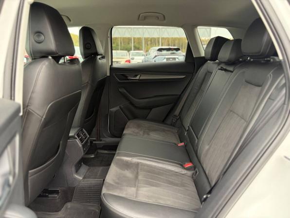 Skoda Karoq I с пробегом 2021 года, цена 1 995 000 рублей, 133859 км, внедорожник, Автокод Объявления