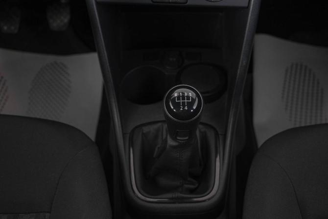 Volkswagen Polo V Рестайлинг с пробегом 2018 года, цена 949 000 рублей, 41700 км, седан, Автокод Объявления
