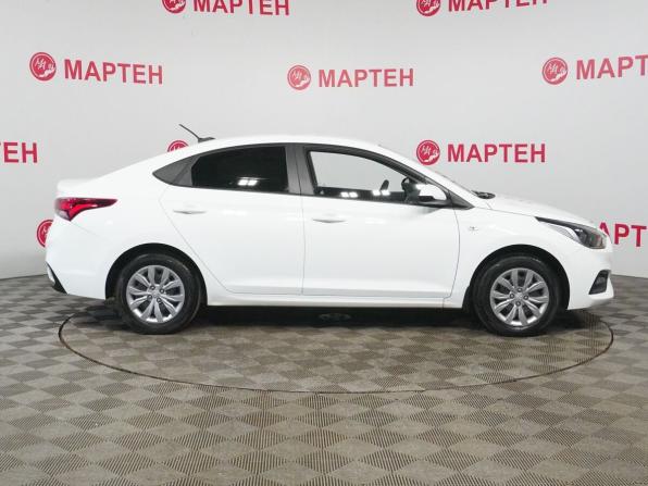 Hyundai Solaris II с пробегом 2019 года, цена 1 669 000 рублей, 32535 км, седан, Автокод Объявления