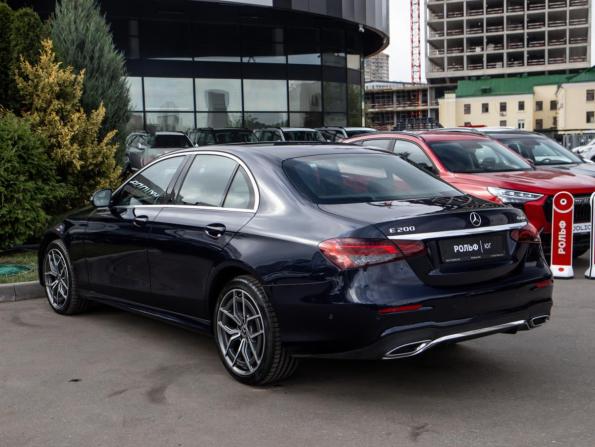 Mercedes-Benz E-Класс V (W213 S213 C238) Рестайлинг с пробегом 2021 года, цена 4 138 000 рублей, 90392 км, седан, Автокод Объявления