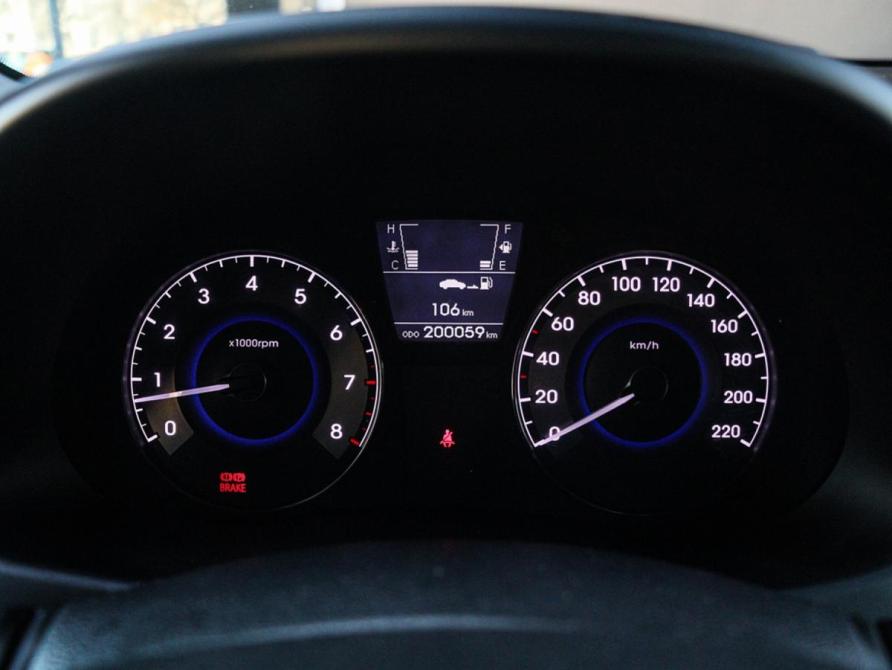 Hyundai Solaris I Москва  - изображение 17