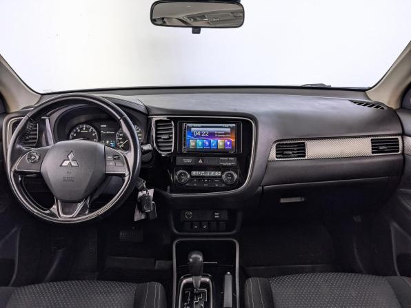 Mitsubishi Outlander III Рестайлинг 2 с пробегом 2017 года, цена 1 750 000 рублей, 155000 км, внедорожник, Автокод Объявления
