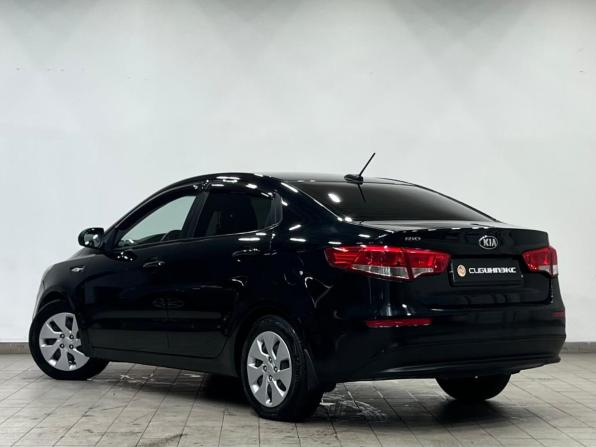 Kia Rio III Рестайлинг с пробегом 2017 года, цена 999 000 рублей, 74000 км, седан, Автокод Объявления