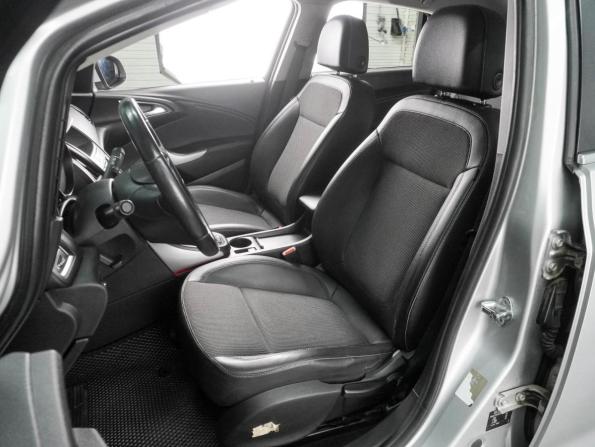 Opel Astra J с пробегом 2010 года, цена 649 000 рублей, 217560 км, хэтчбек, Автокод Объявления
