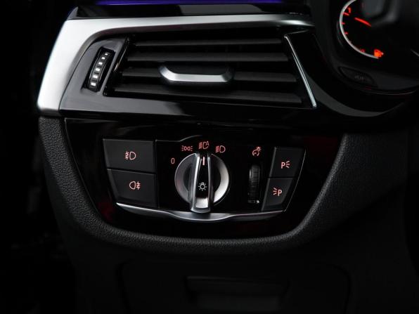 BMW 5 серии VII (G30/G31/G38) с пробегом 2020 года, цена 3 399 077 рублей, 85599 км, седан, Автокод Объявления