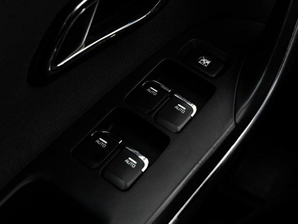 Kia Ceed II Рестайлинг с пробегом 2017 года, цена 1 449 000 рублей, 100621 км, хэтчбек, Автокод Объявления