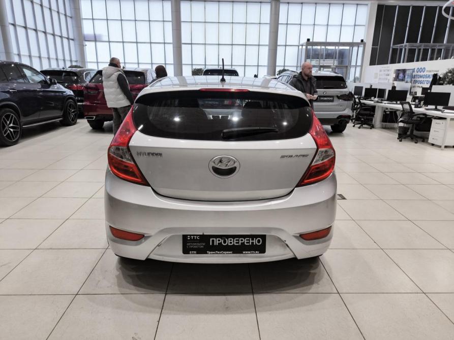 Hyundai Solaris I Казань  - изображение 7