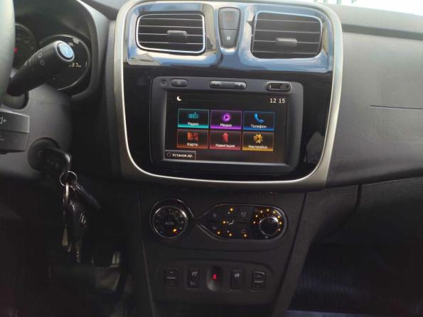 Renault Sandero II Рестайлинг с пробегом 2019 года, цена 1 250 000 рублей, 59937 км, хэтчбек, Автокод Объявления